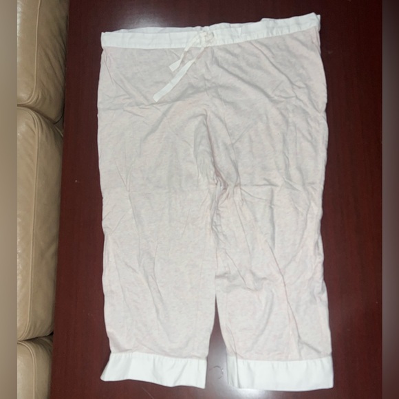 Vera Wang Blush Pink Pajama Set with White Trim - Picture 4 of 4